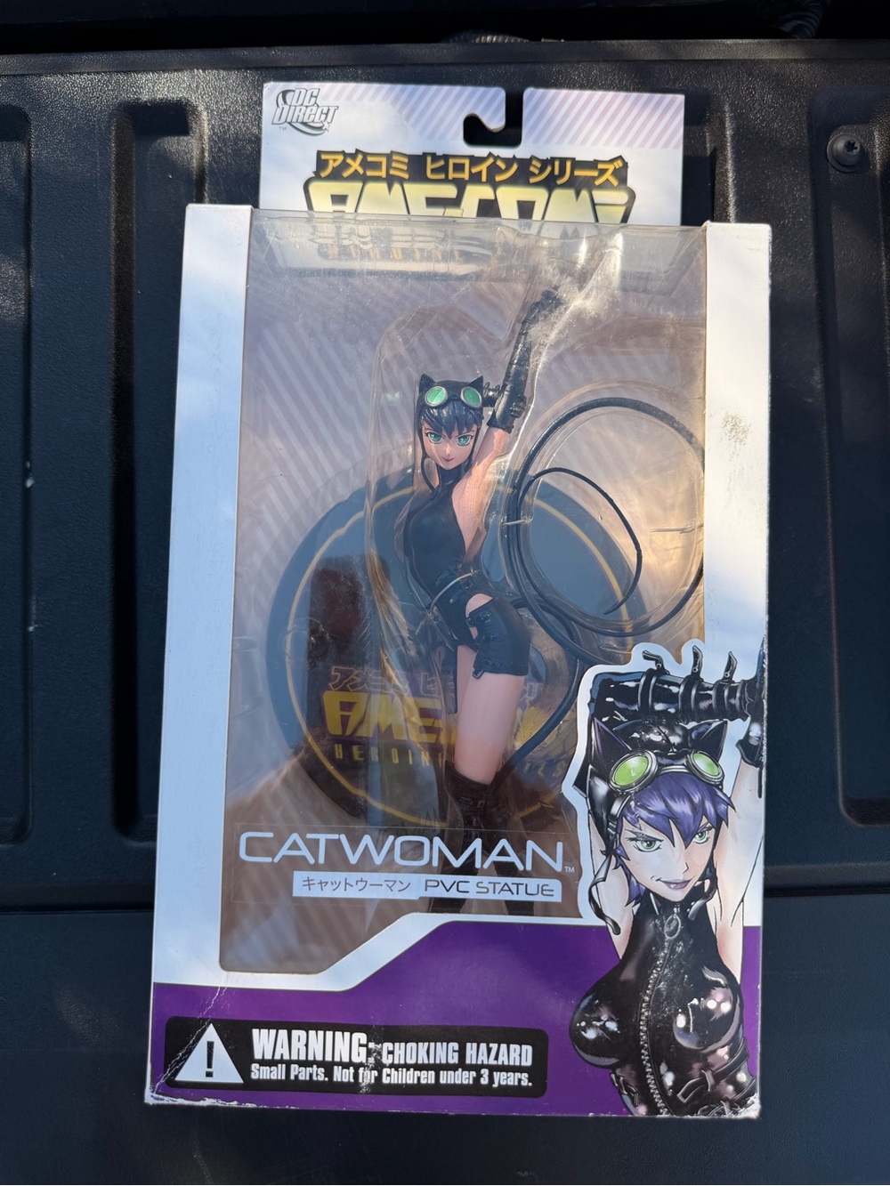 DC Comics Catwoman PVC Statue - Black with Green Accents